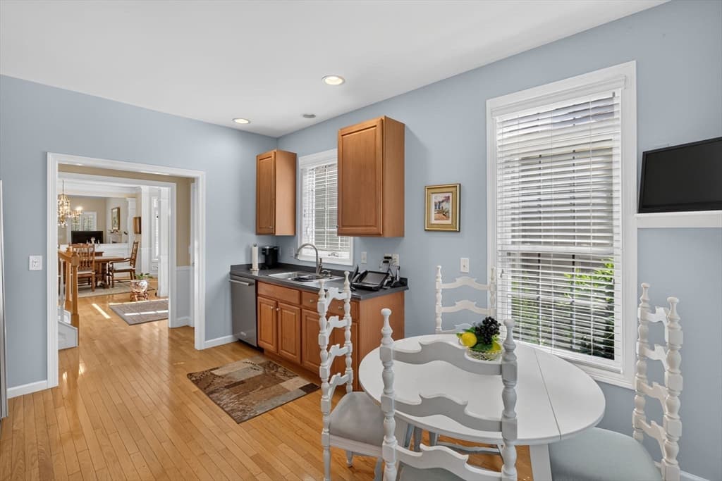 Single Family Residence at 28 Cross Wind, Plymouth MA 02360, Plymouth, photo 6 of 36
