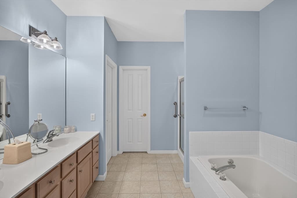 Single Family Residence at 28 Cross Wind, Plymouth MA 02360, Plymouth, photo 19 of 36