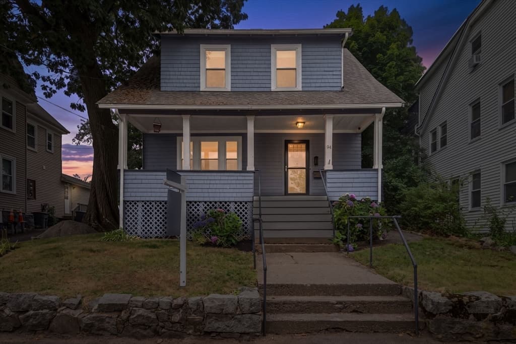 94 Town Hill St, Quincy MA 02169 photo 2