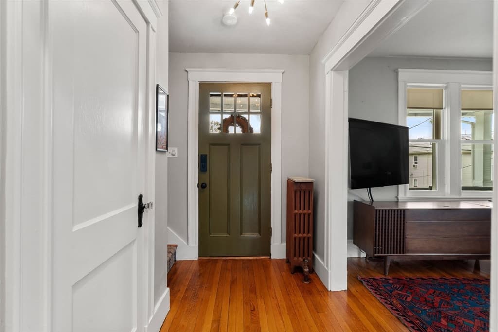 94 Town Hill St, Quincy MA 02169 photo 6
