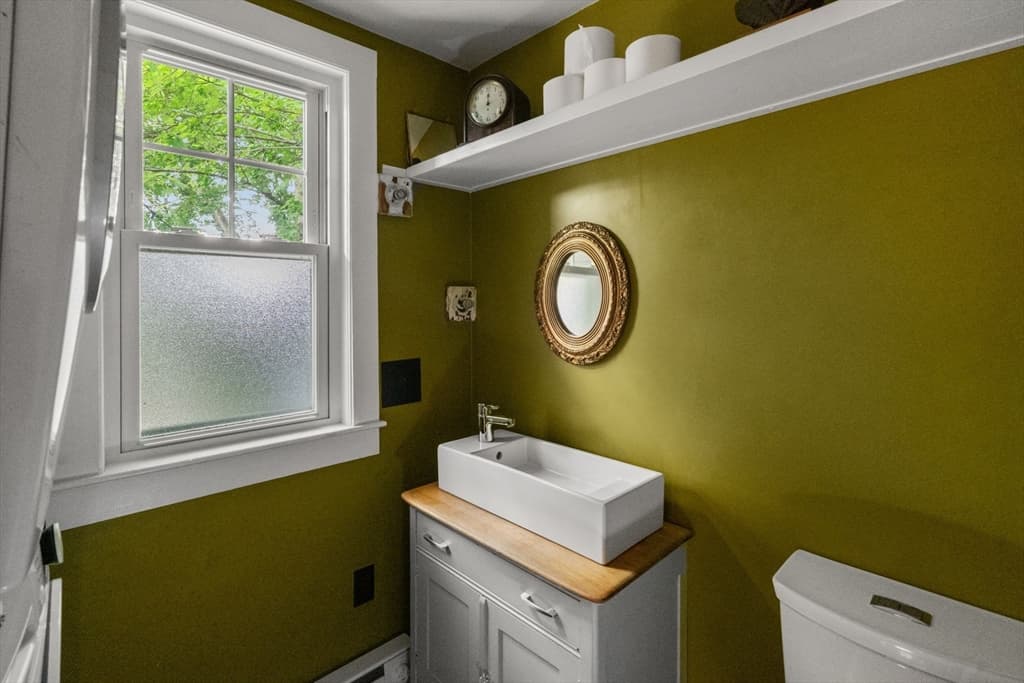 94 Town Hill St, Quincy MA 02169 photo 26
