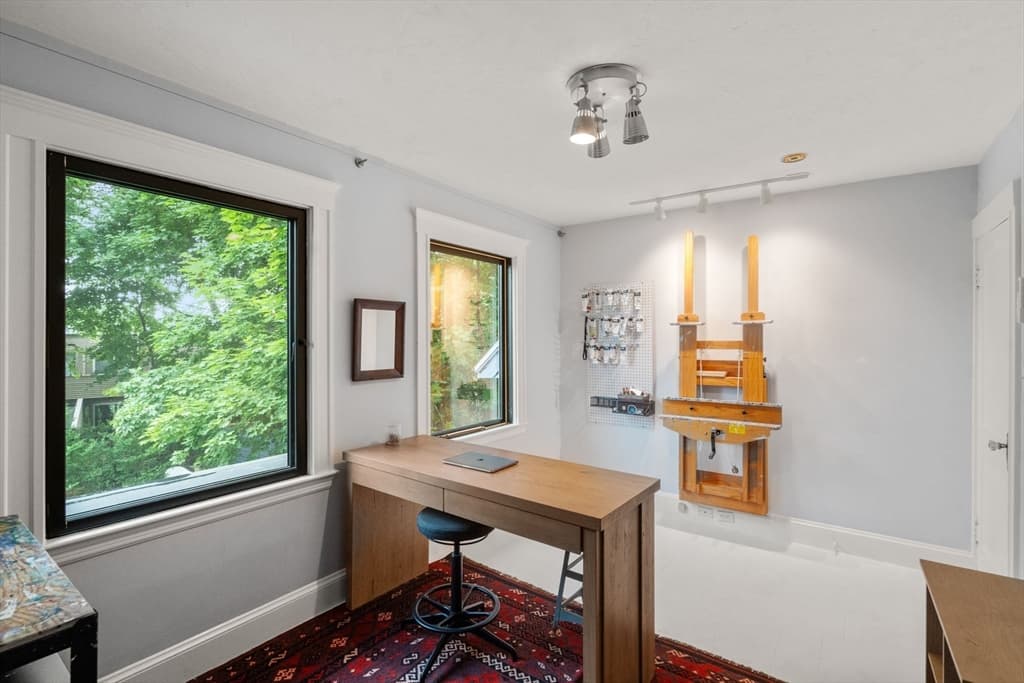 94 Town Hill St, Quincy MA 02169 photo 24