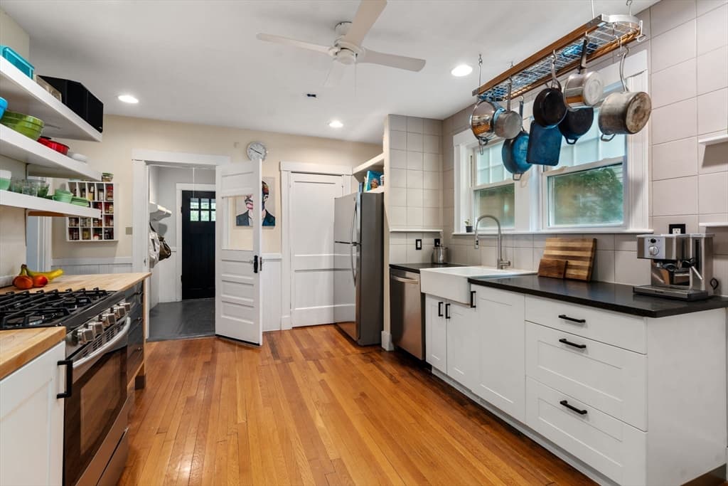 94 Town Hill St, Quincy MA 02169 photo 11