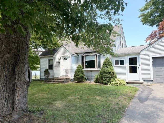 15 Kenwood Street, Westfield MA 01085 photo 2