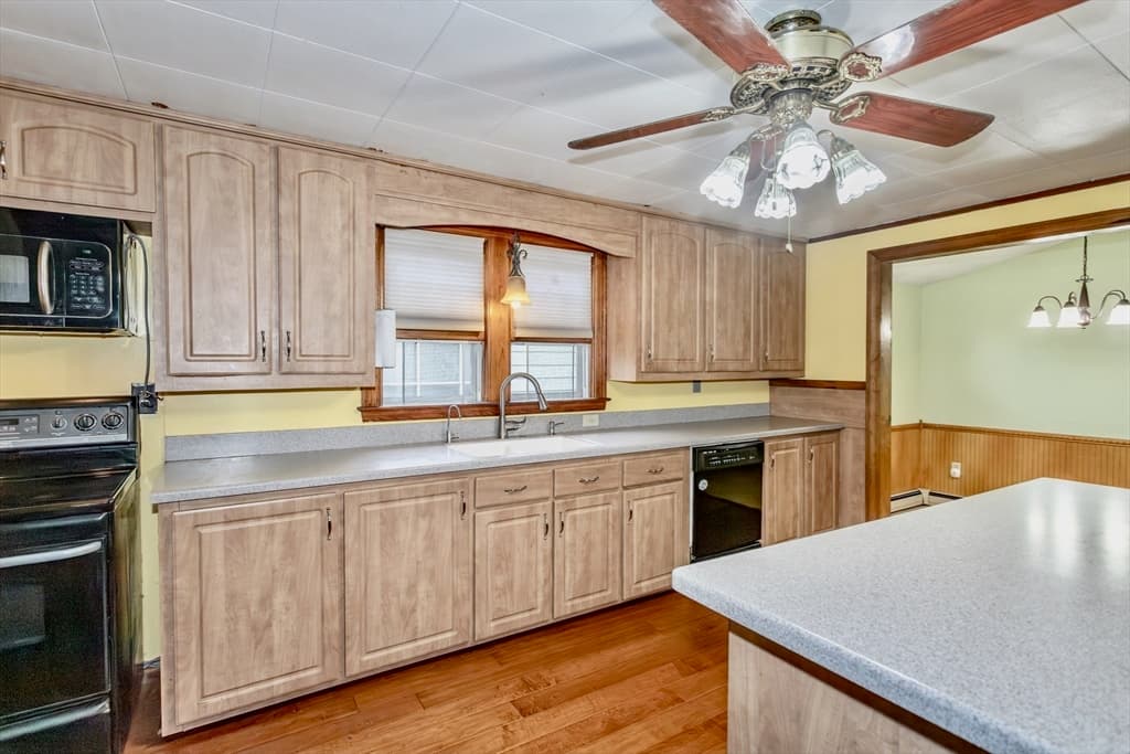 15 Kenwood Street, Westfield MA 01085 photo 6