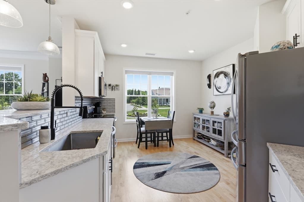 6 Overlook Dr # 204, Andover MA 01810 photo 6