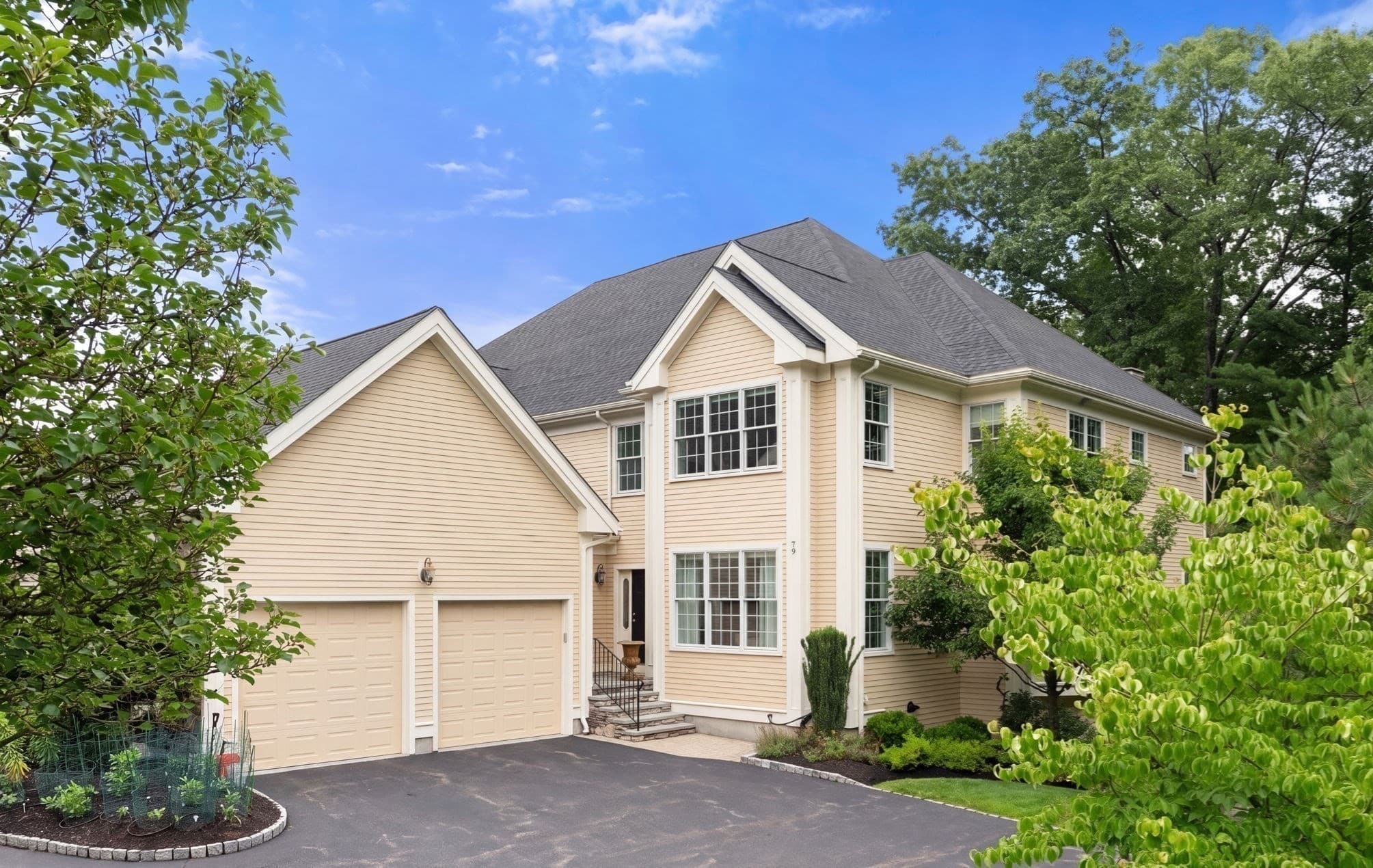 Condominium at 79 Clubhouse Way # 79, Sutton MA 01590, Sutton, photo 3 of 42