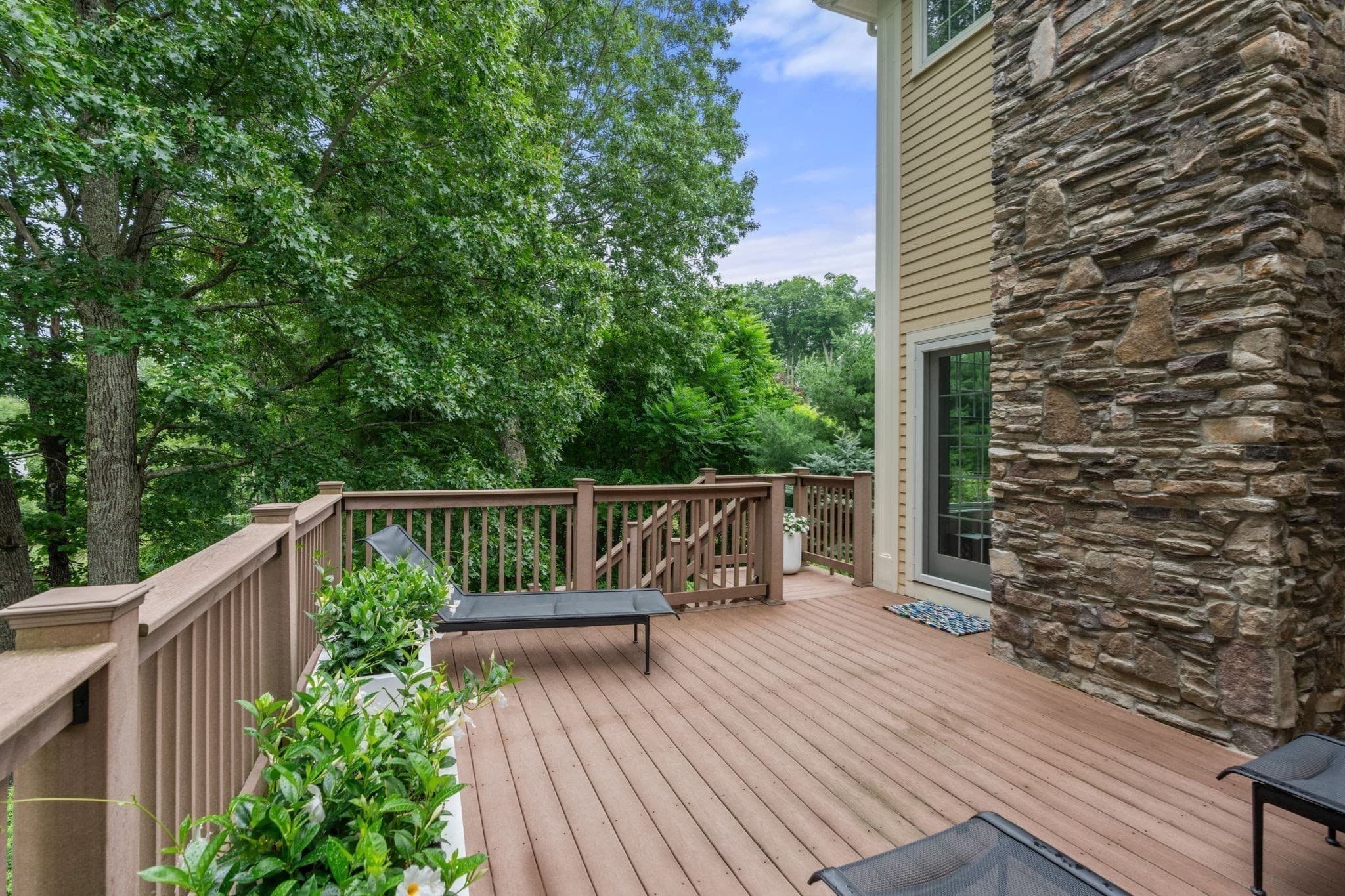 Condominium at 79 Clubhouse Way # 79, Sutton MA 01590, Sutton, photo 34 of 42