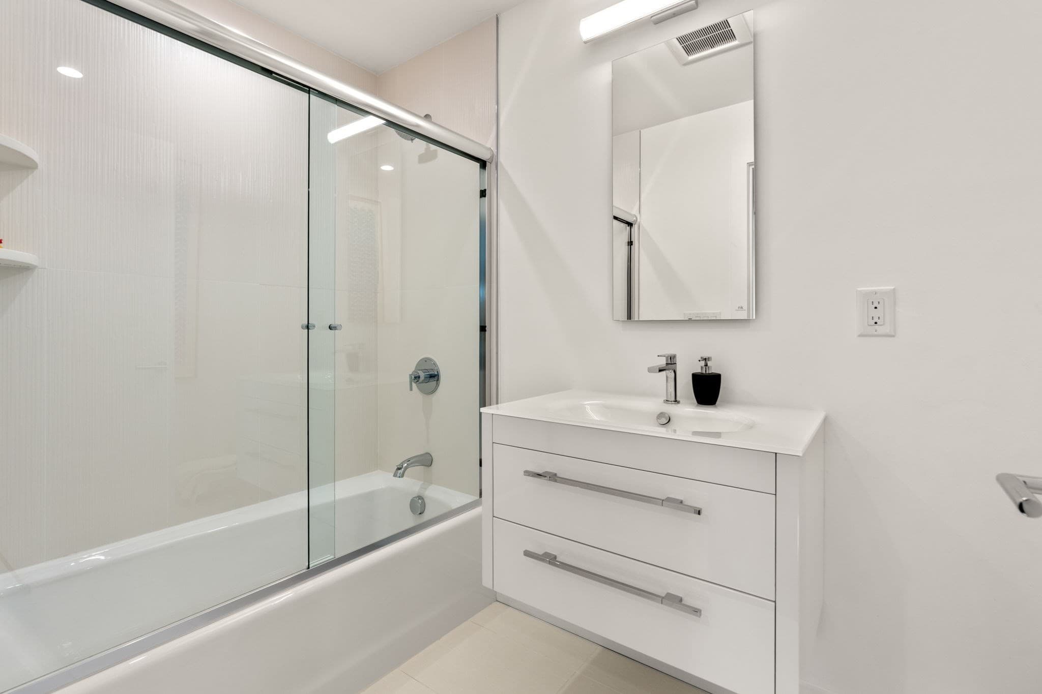 Condominium at 79 Clubhouse Way # 79, Sutton MA 01590, Sutton, photo 29 of 42