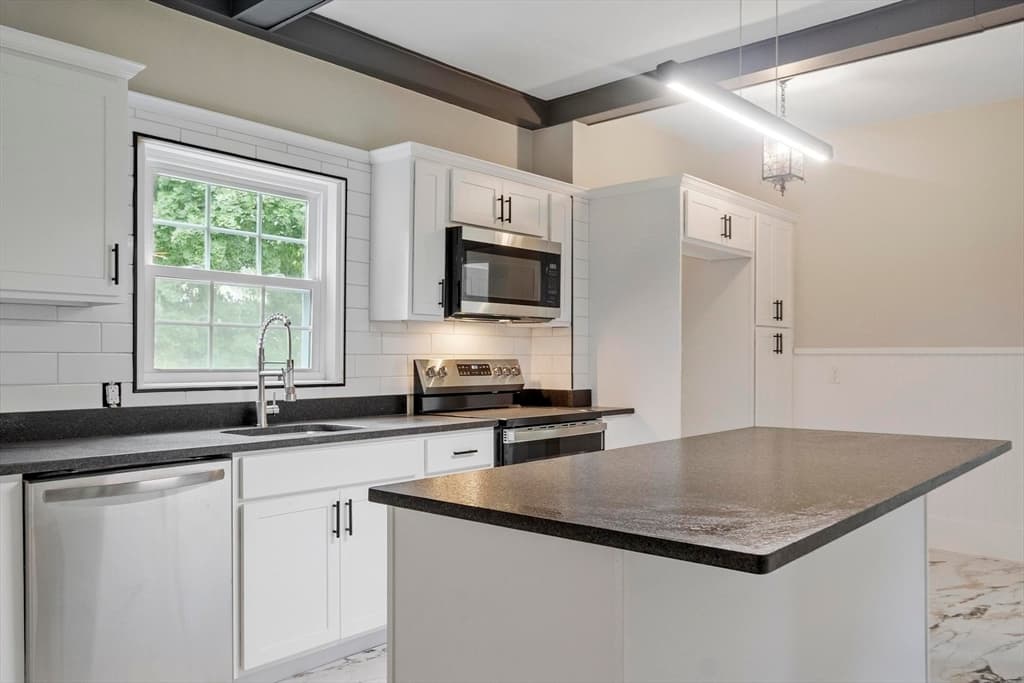 1347 Main Street, Leominster MA 01453 photo 15
