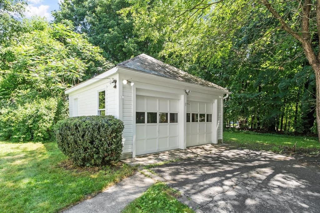 1347 Main Street, Leominster MA 01453 photo 4