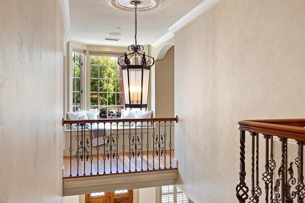 23-25 Beaver Place, Boston MA 02108 photo 9