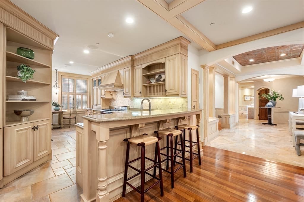 23-25 Beaver Place, Boston MA 02108 photo 14