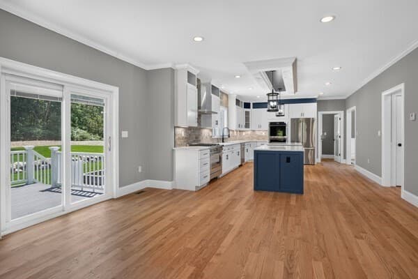 121 Lexington St, Burlington MA 01803 photo 12