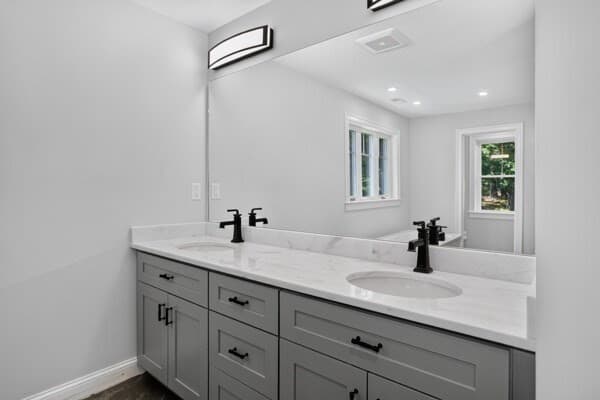 121 Lexington St, Burlington MA 01803 photo 22