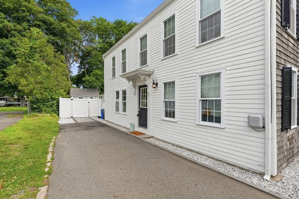 48 Forrester, Newburyport MA 01950 photo 3