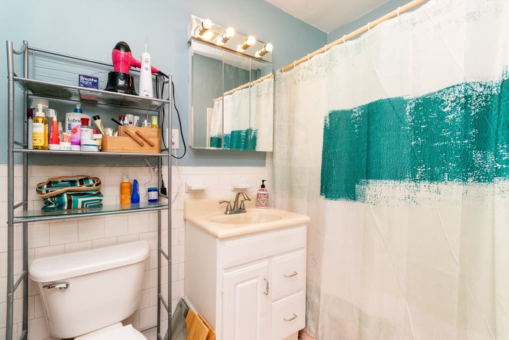 Condominium at 804 Centre Street # 208, Boston MA 02130, Boston, photo 13 of 17