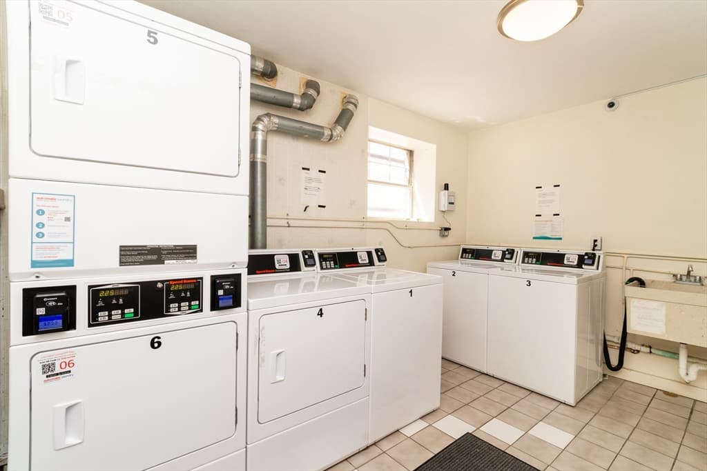 Condominium at 804 Centre Street # 208, Boston MA 02130, Boston, photo 16 of 17