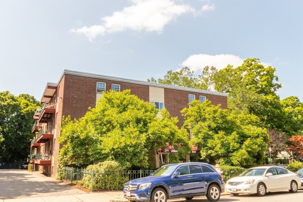 Condominium at 804 Centre Street # 208, Boston MA 02130, Boston, photo 7 of 17