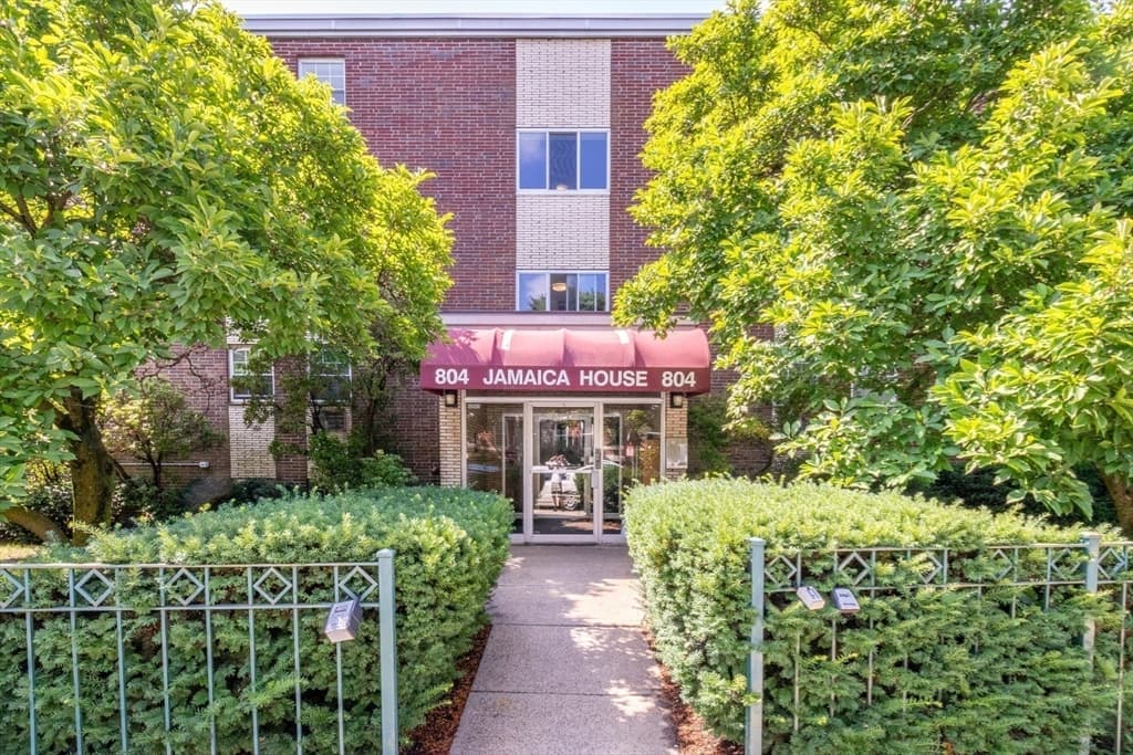 Condominium at 804 Centre Street # 208, Boston MA 02130, Boston, photo 5 of 17
