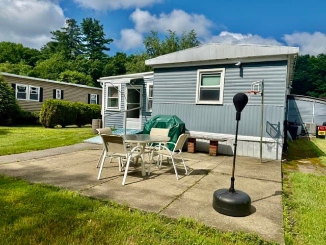 46 Teresa Dr, Hudson MA 01749 photo 24