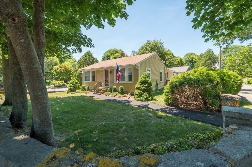 173 Main Street, Rockport MA 01966 photo 2