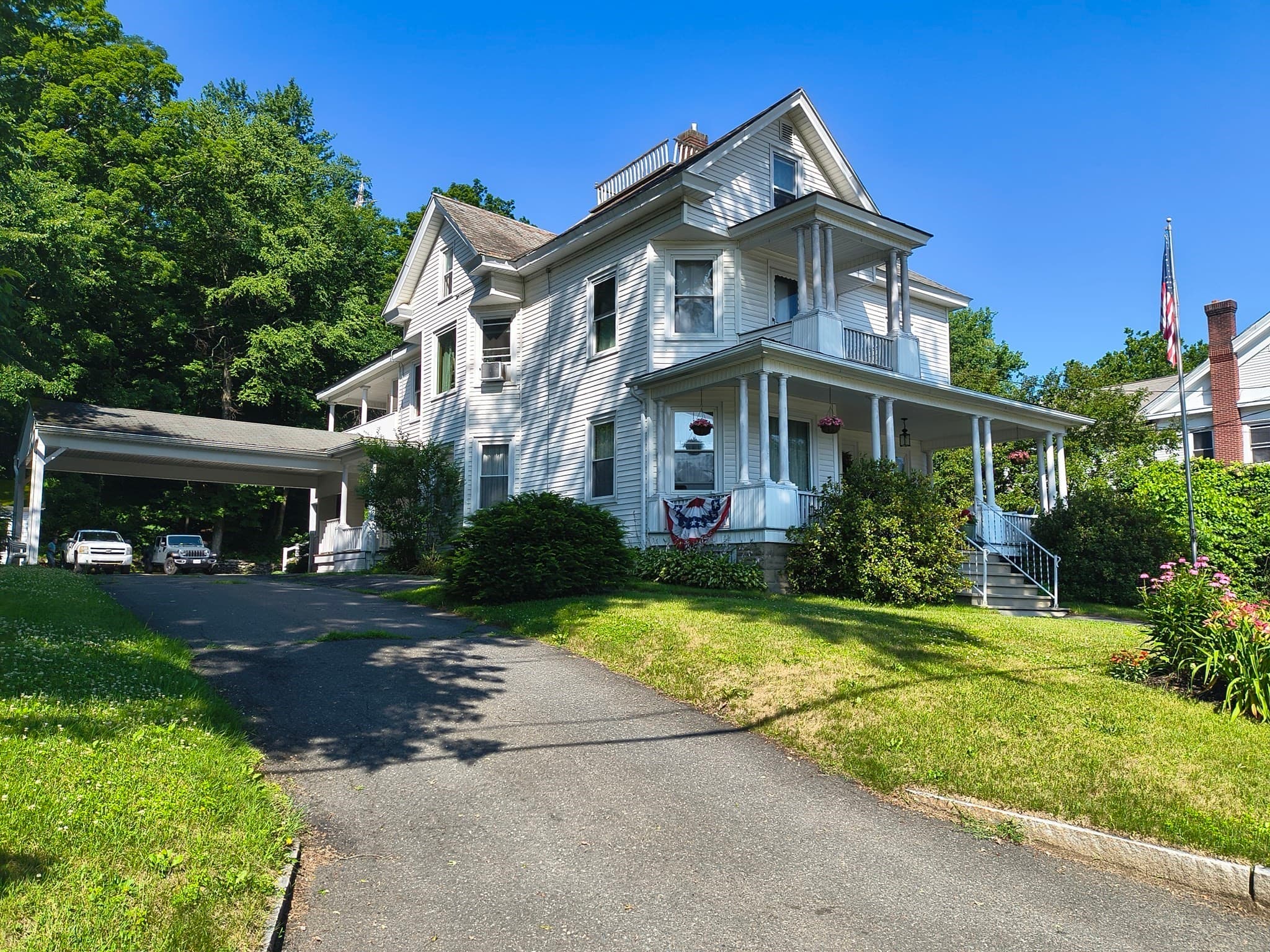 Multi Family at 27 Russell Rd, Huntington MA 01050, photo 6 of 33