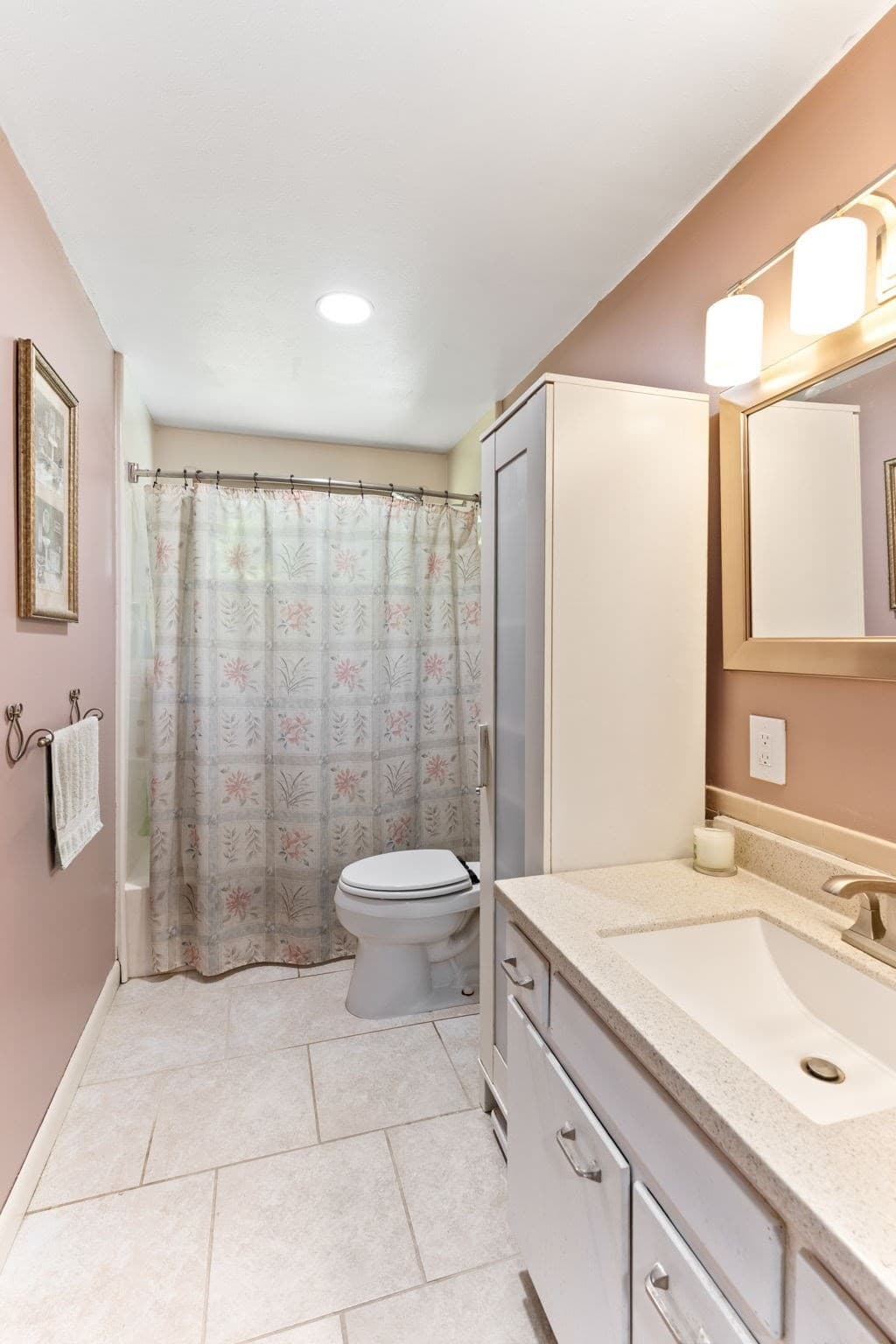 Single Family Residence at 24 Saddle Drive, Bridgewater MA 02324, photo 27 of 38