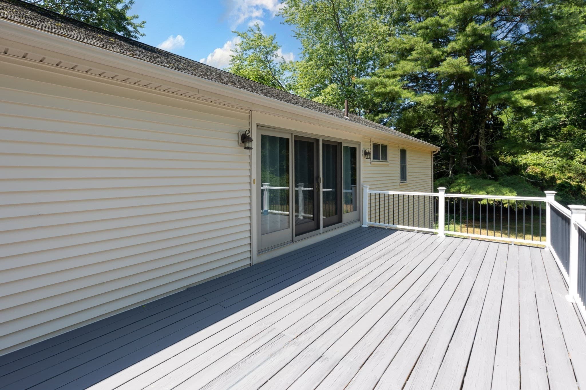 Single Family Residence at 24 Saddle Drive, Bridgewater MA 02324, photo 7 of 38