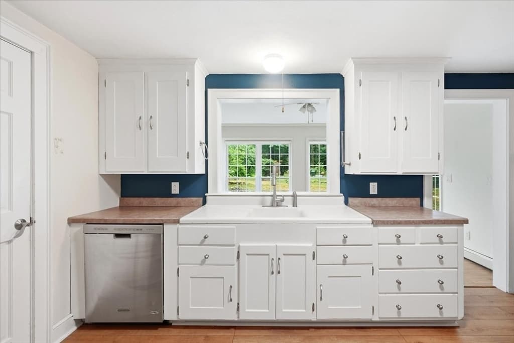 94 High St, Hingham MA 02043 photo 6