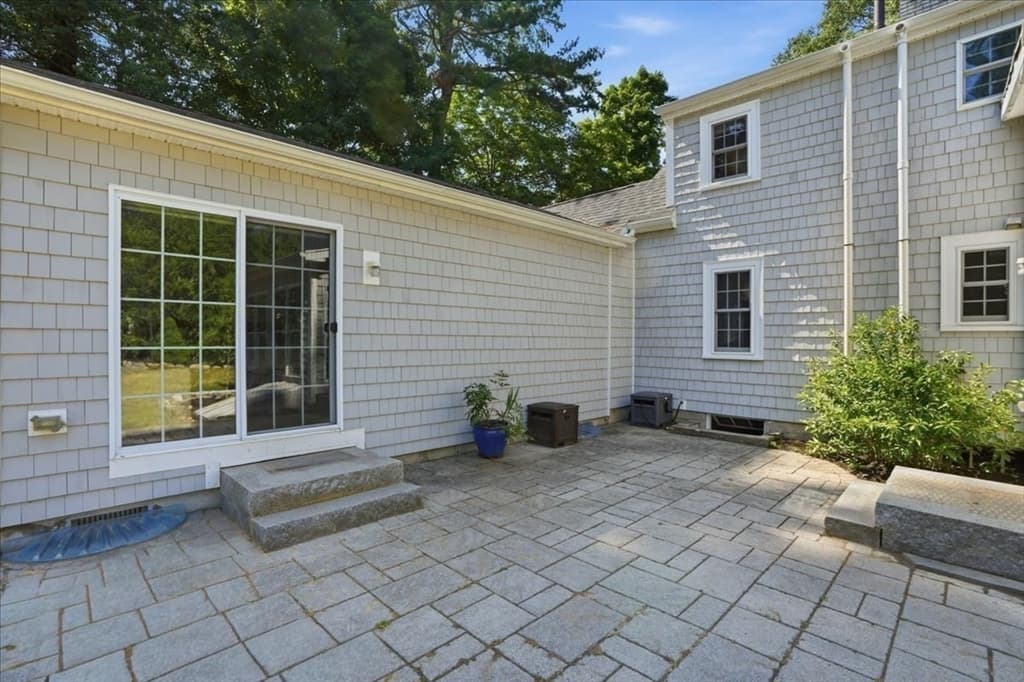 94 High St, Hingham MA 02043 photo 26
