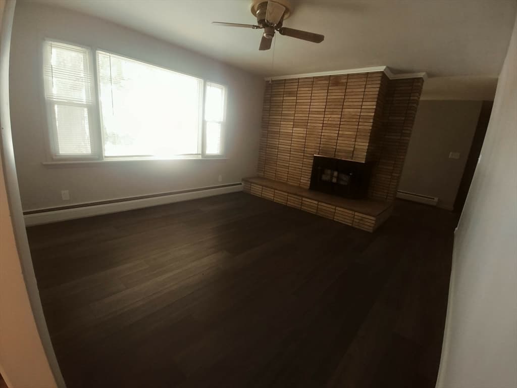 68 Dayton St, Springfield MA 01118 photo 12