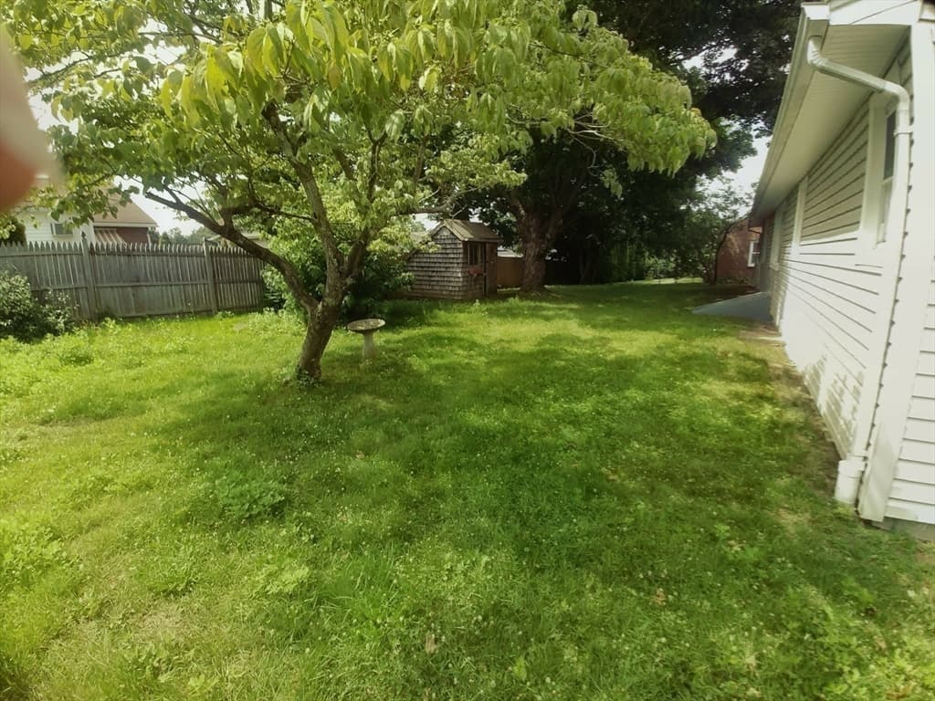 68 Dayton St, Springfield MA 01118 photo 25