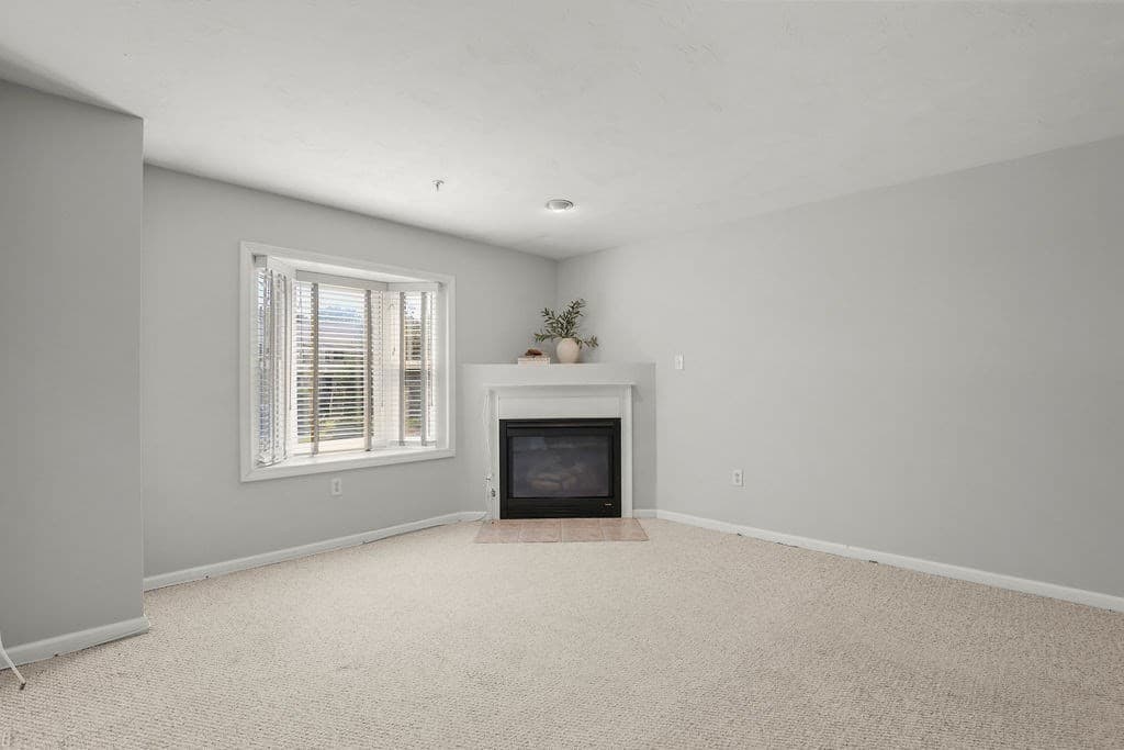 Condominium at 2503 Old Bridge Ln # 2503, Bellingham MA 02019, photo 10 of 41