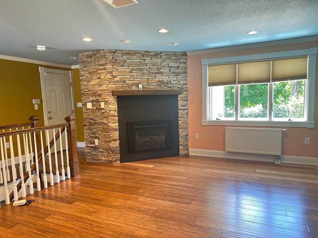 36 Crescent Dr, Ludlow MA 01056 photo 5