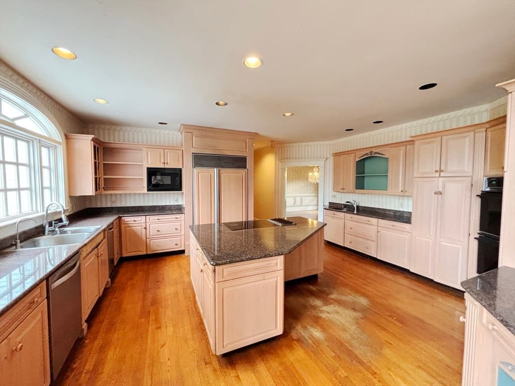 32 Solomon Pierce Road, Lexington MA 02421 photo 12