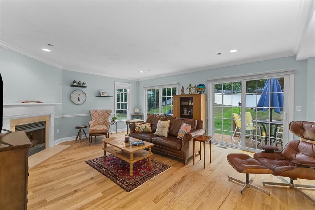 67 N Quinsigamond Ave # 18, Shrewsbury MA 01545 photo 5
