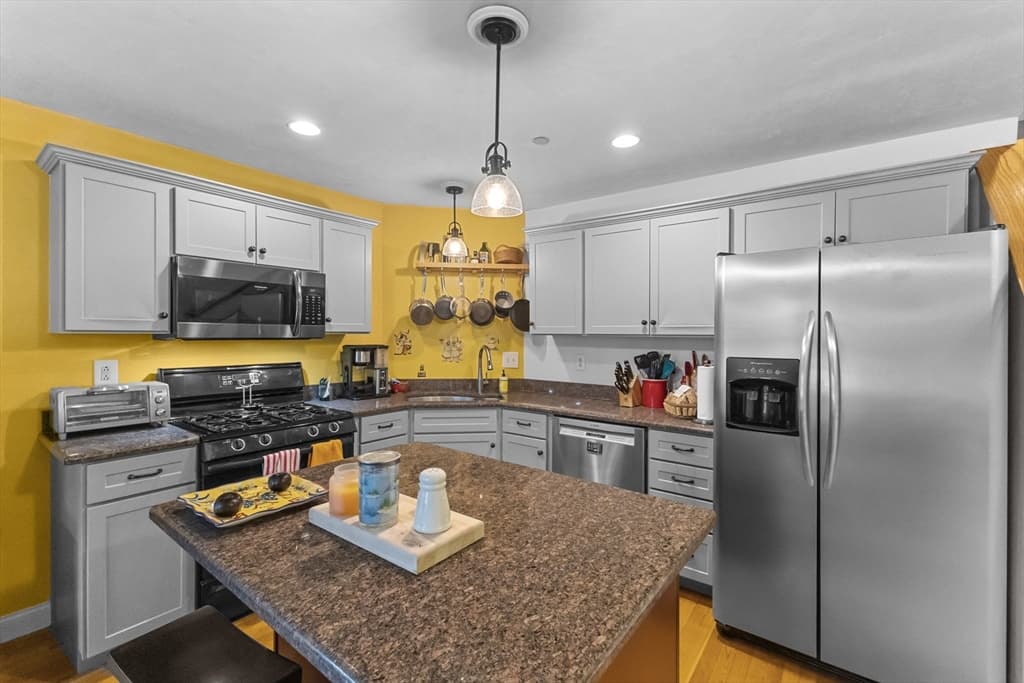 67 N Quinsigamond Ave # 18, Shrewsbury MA 01545 photo 10
