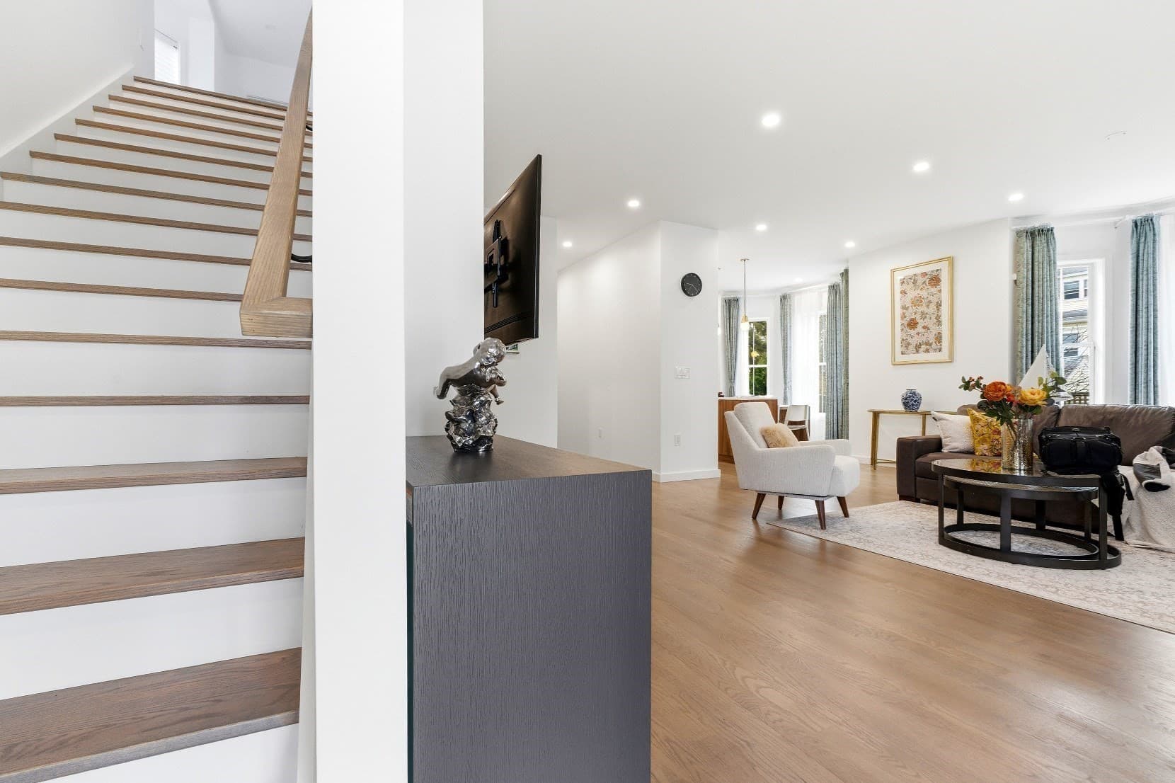 Condominium at 70 Walker St, Newton MA 02460, Newton, photo 17 of 39