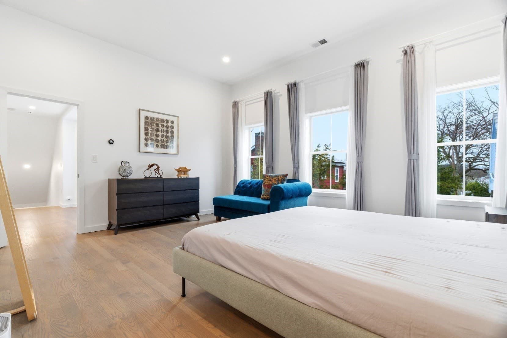 Condominium at 70 Walker St, Newton MA 02460, Newton, photo 19 of 39