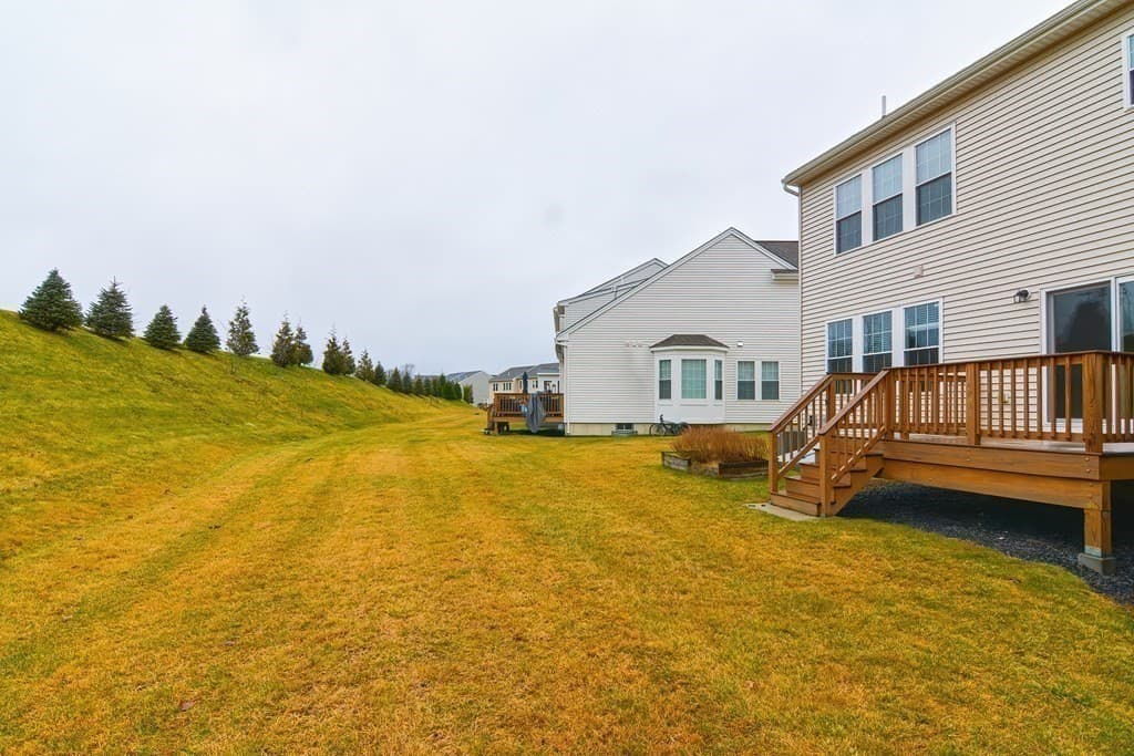 22 Locust Ln # 22, Hopkinton MA 01748 photo 32