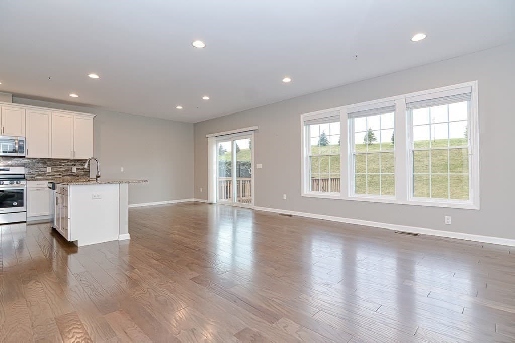 22 Locust Ln # 22, Hopkinton MA 01748 photo 5
