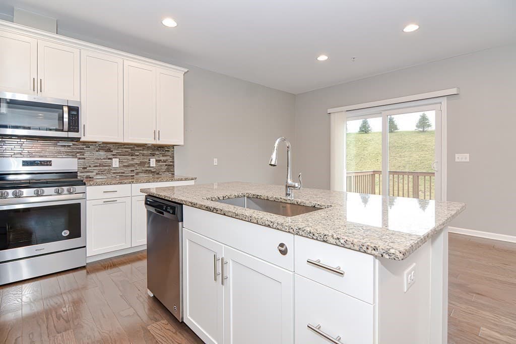 22 Locust Ln # 22, Hopkinton MA 01748 photo 9