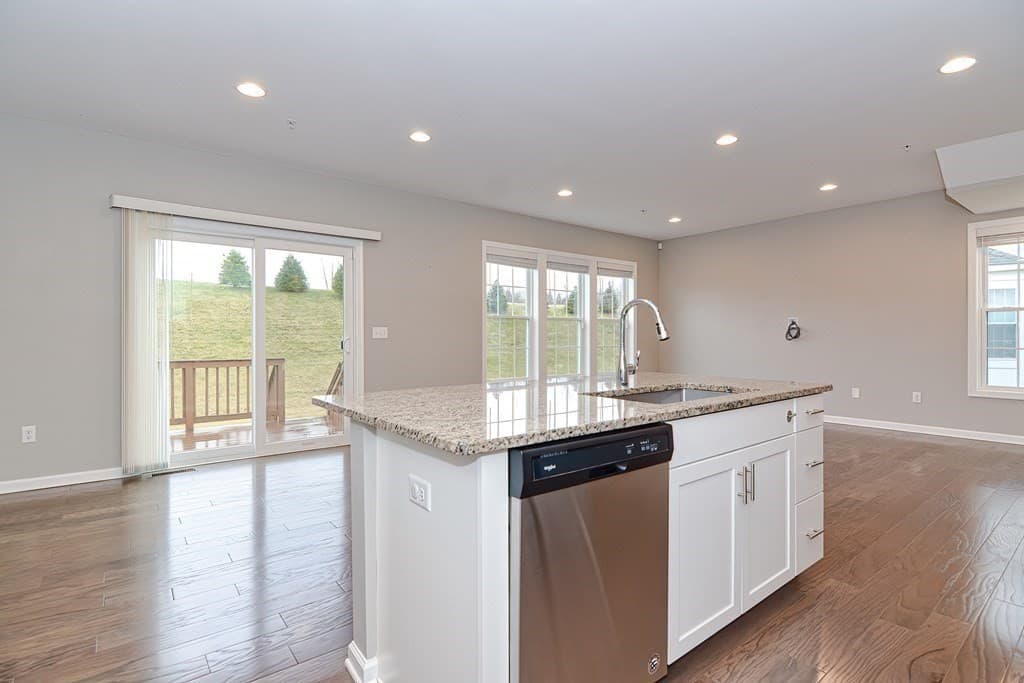 22 Locust Ln # 22, Hopkinton MA 01748 photo 8