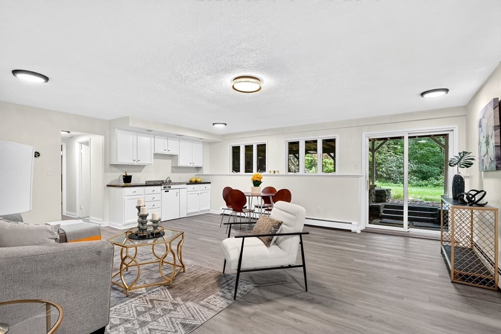 365 Newton St, Brookline MA 02467 photo 26