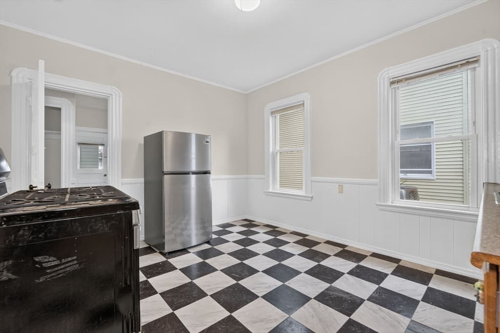 29-31 Victoria St, Somerville MA 02144 photo 9