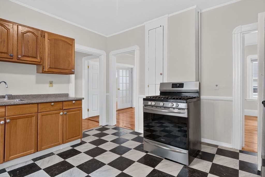 29-31 Victoria St, Somerville MA 02144 photo 8