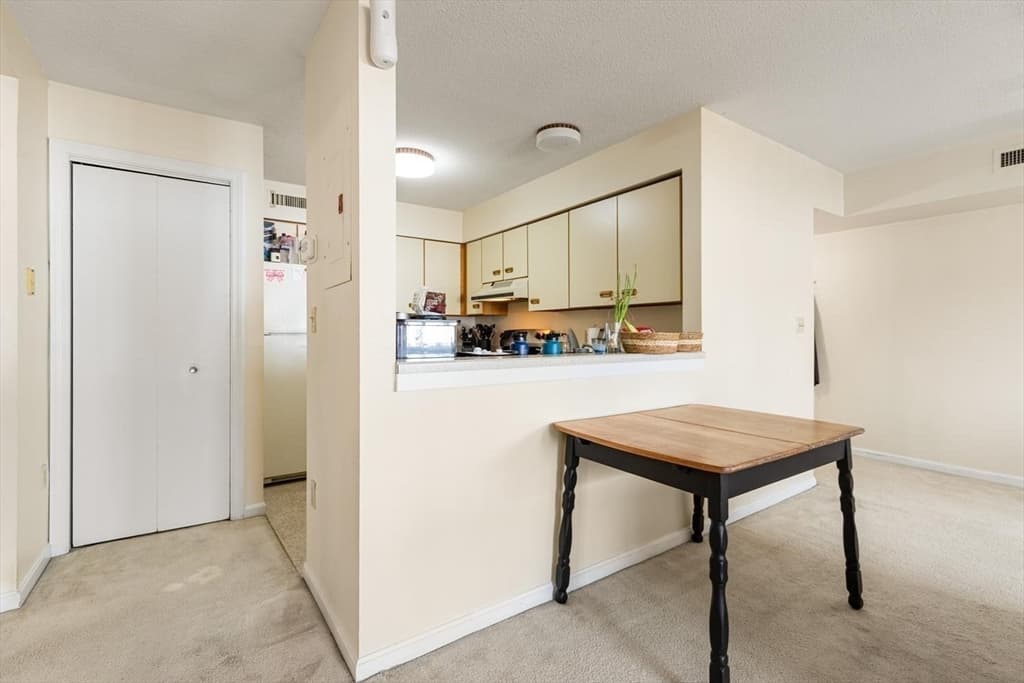 50 South Common St # 403, Lynn MA 01902 photo 14