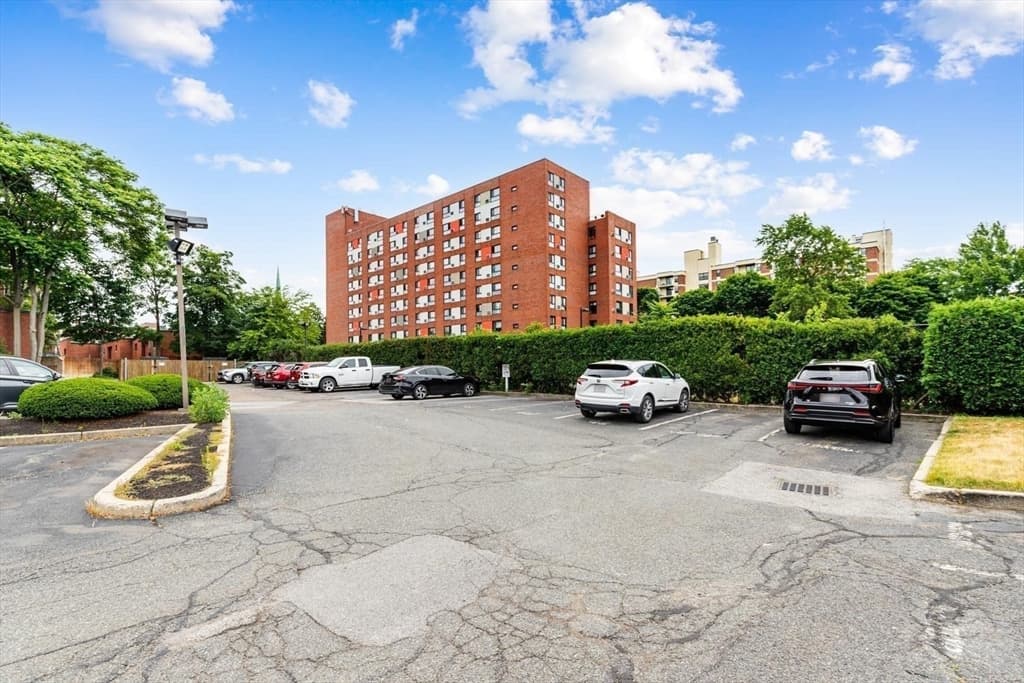 50 South Common St # 403, Lynn MA 01902 photo 4