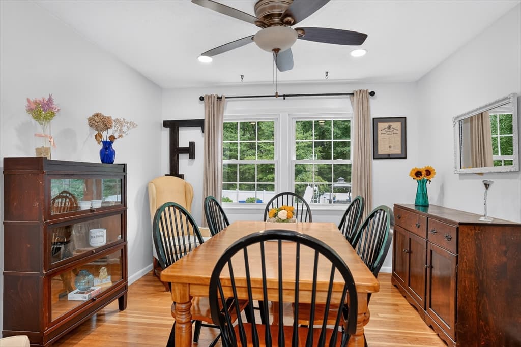 18 Hart St, Burlington MA 01803 photo 12